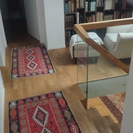 Premium Penthouse Grand 아파트